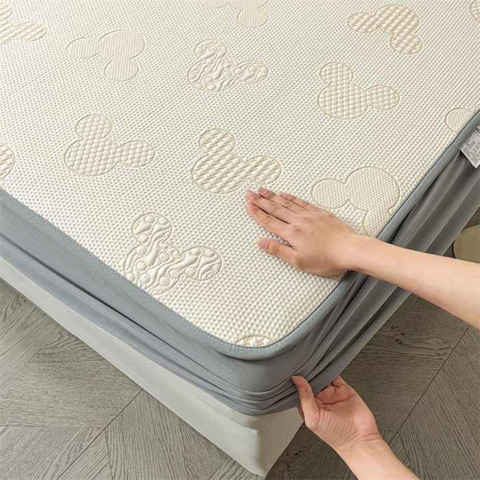 91家纺网 家纺一手货源 找家纺 雯豆家纺 2025新款PE凉感提花冰丝床笠三件套全包中分子床罩床垫保护套 米奇宝-床笠款