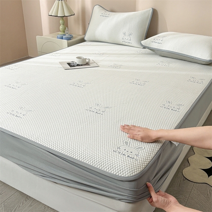 雯豆家纺 2025新款PE凉感提花冰丝床笠三件套全包中分子床罩床垫保护套 吉祥兔-床笠款
