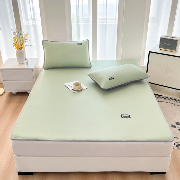 91家纺网 家纺一手货源 找家纺 子曰 2025新款A类高分子PE小清新凉感席系列-床垫款 小清新-绿