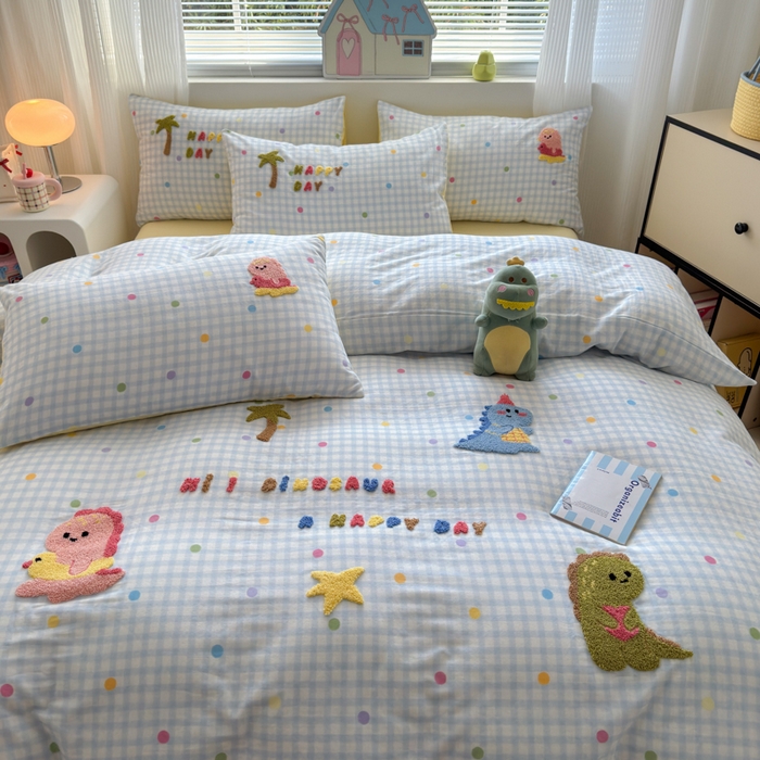 91家纺网 家纺一手货源 找家纺 如意朵 2025新款全棉双层纱小清新绣花四件套（专版花型） 恐龙派对