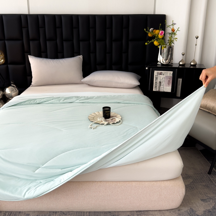 91家纺网 家纺一手货源 找家纺 星巴k家纺 2025新款亚朵同款凉感丝夏被夏凉被空调被自在眠自然醒 薄荷冰青