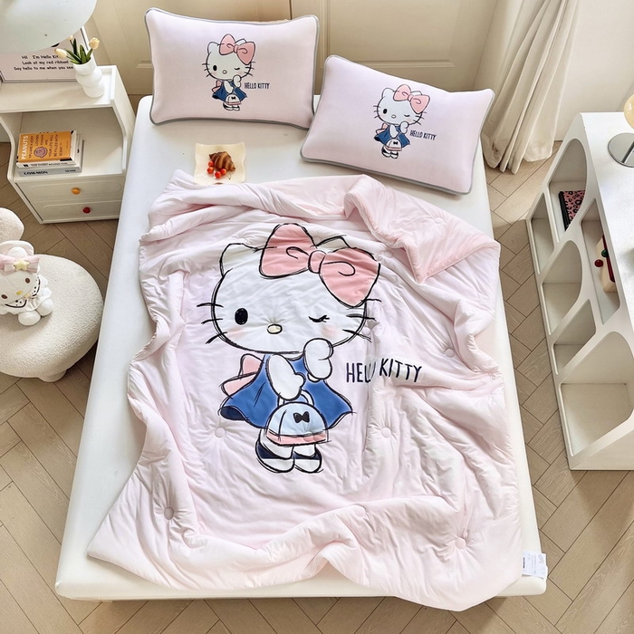 91家纺网 家纺一手货源 找家纺 蘭菲家纺 2025新款三丽鸥卡通印花夏被 摩卡