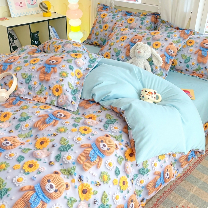 91家纺网 家纺一手货源 找家纺 恋之语 2025新款数码印花四件套卡通款 小熊向日葵