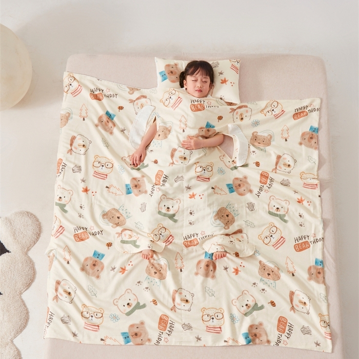 91家纺网 家纺一手货源 找家纺 艾佳宝贝 2025A类全棉纱布护肚防踢睡袋多功能盖毯宝宝夏被 憨憨萌熊