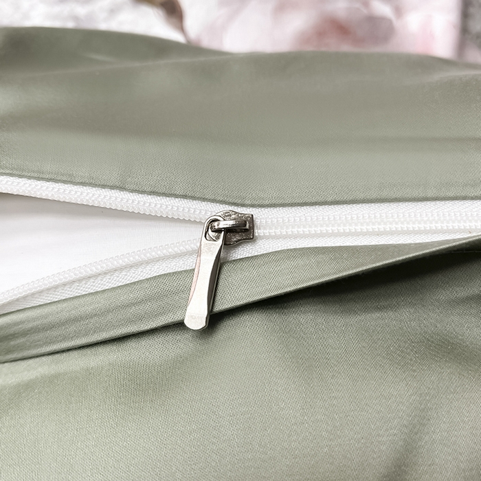 91家纺网 家纺一手货源 找家纺  2025夏季A类母婴级天丝棉印花四件套纯棉全棉高端数码印花丝滑裸睡长绒棉被套真丝 梦寐繁花-绿