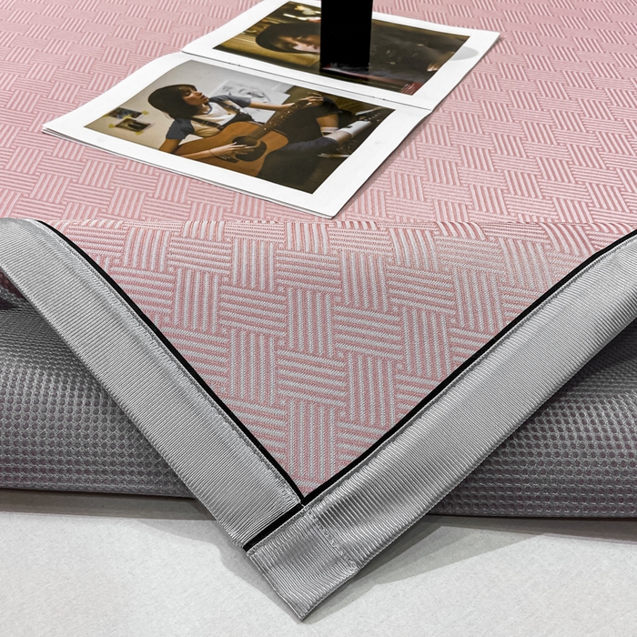 91家纺网 家纺一手货源 找家纺 给笠 2025新款碳光复合三明治 冰丝凉席 饼干-凉席粉色