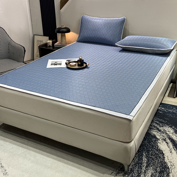 91家纺网 家纺一手货源 找家纺 给笠 2025新款碳光复合三明治 冰丝凉席 饼干-凉席蓝色