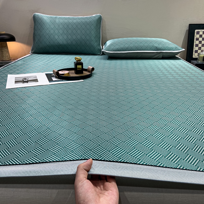 91家纺网 家纺一手货源 找家纺 给笠 2025新款碳光复合三明治 冰丝凉席 饼干-凉席绿色