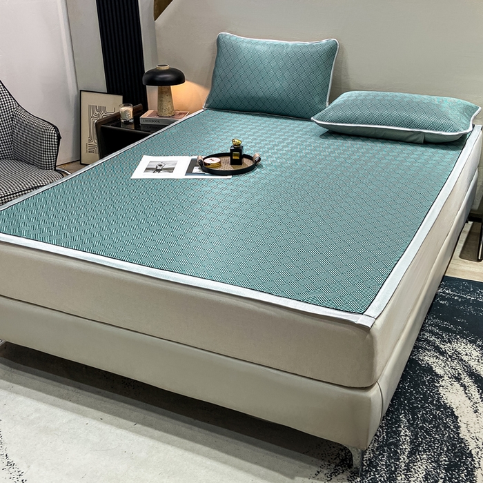 91家纺网 家纺一手货源 找家纺 给笠 2025新款碳光复合三明治 冰丝凉席 饼干-凉席绿色