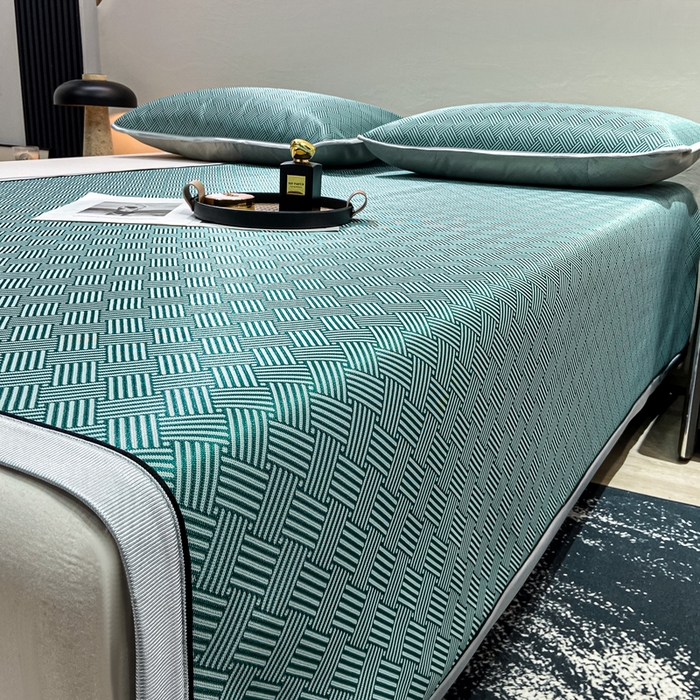 91家纺网 家纺一手货源 找家纺 给笠 2025新款碳光复合三明治 冰丝凉席 饼干-凉席绿色