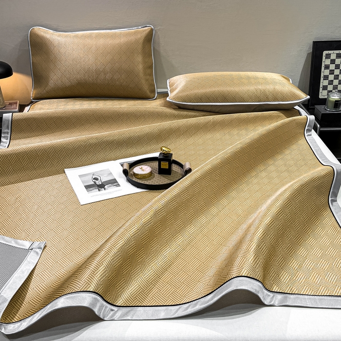 91家纺网 家纺一手货源 找家纺 给笠 2025新款碳光复合三明治 冰丝凉席 饼干-凉席驼色