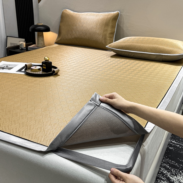 91家纺网 家纺一手货源 找家纺 给笠 2025新款碳光复合三明治 冰丝凉席 饼干-凉席驼色