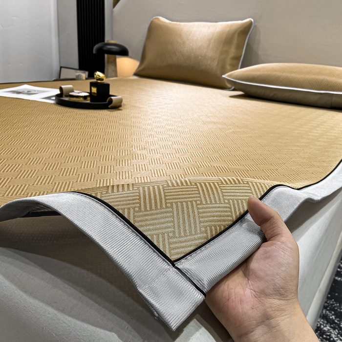 91家纺网 家纺一手货源 找家纺 给笠 2025新款碳光复合三明治 冰丝凉席 饼干-凉席驼色