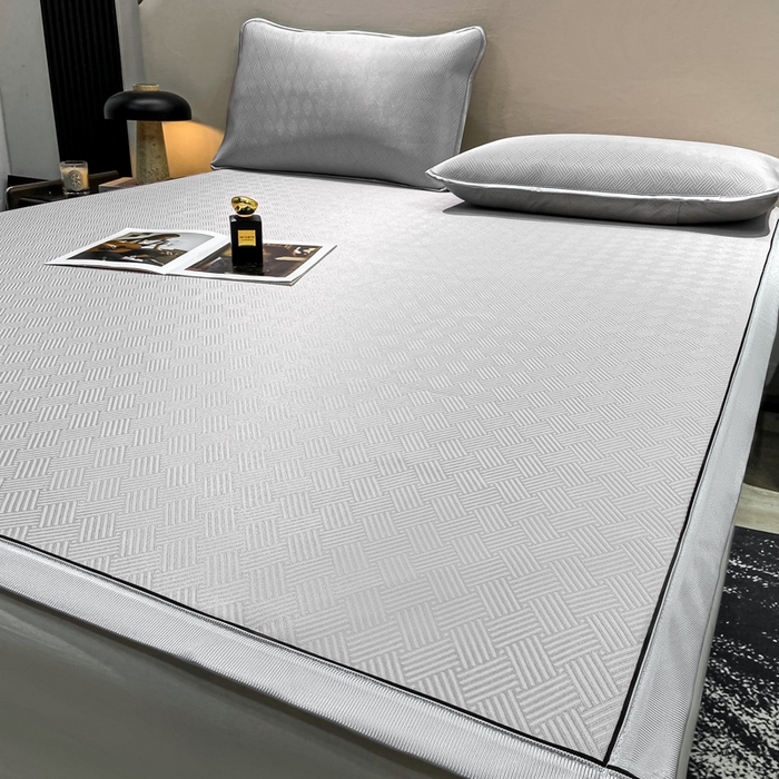 91家纺网 家纺一手货源 找家纺 给笠 2025新款碳光复合三明治 冰丝凉席 饼干-凉席银灰