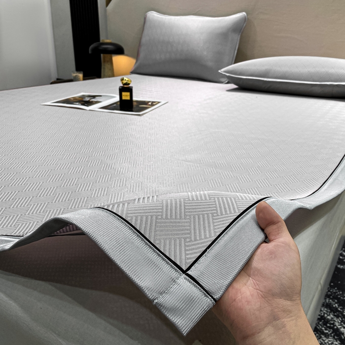 91家纺网 家纺一手货源 找家纺 给笠 2025新款碳光复合三明治 冰丝凉席 饼干-凉席银灰