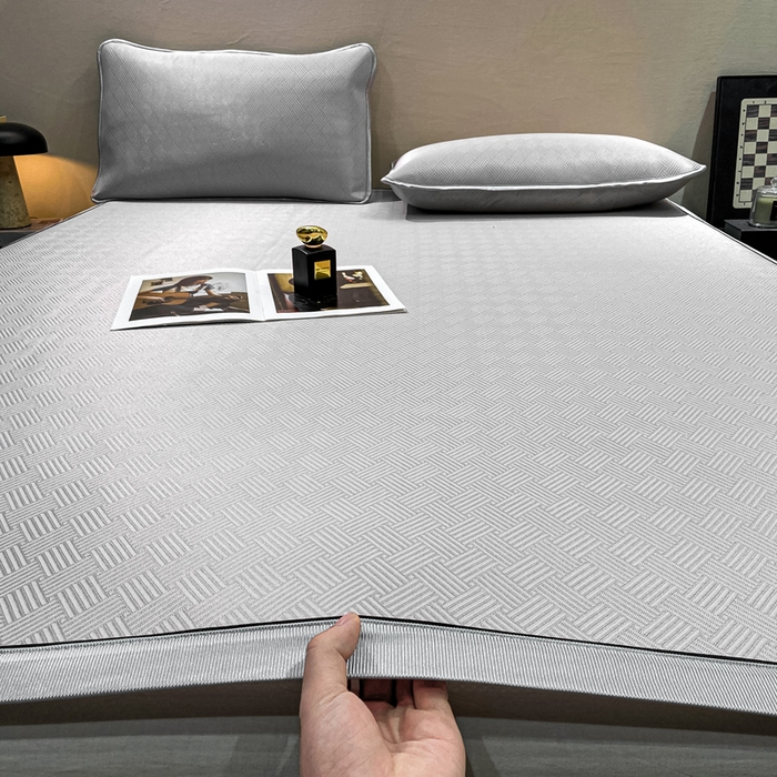 91家纺网 家纺一手货源 找家纺 给笠 2025新款碳光复合三明治 冰丝凉席 饼干-凉席银灰