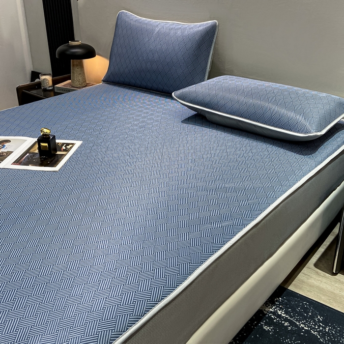 91家纺网 家纺一手货源 找家纺 给笠 2025新款碳光复合三明治冰丝 床笠 饼干-冰丝床笠蓝色