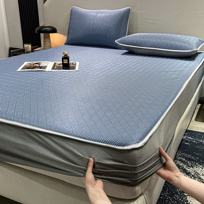 91家纺网 家纺一手货源 找家纺 给笠 2025新款碳光复合三明治冰丝 床笠 饼干-冰丝床笠蓝色
