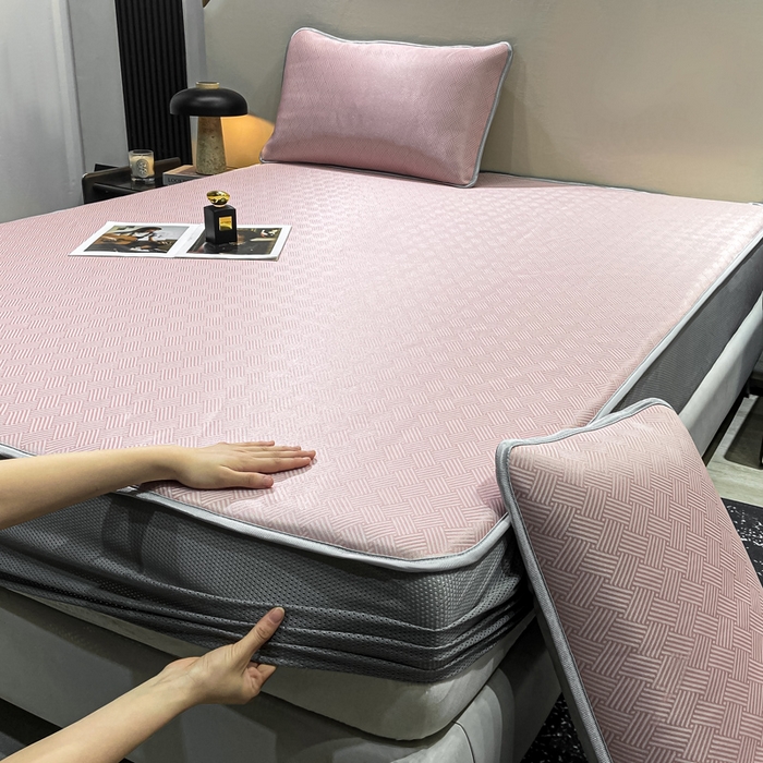 91家纺网 家纺一手货源 找家纺 给笠 2025新款碳光复合三明治冰丝 床笠 饼干-冰丝床笠粉色