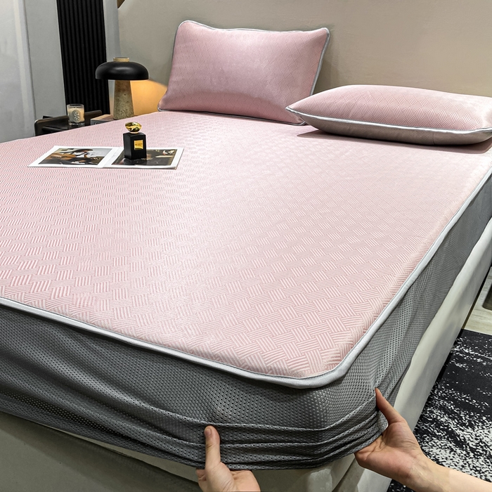 91家纺网 家纺一手货源 找家纺 给笠 2025新款碳光复合三明治冰丝 床笠 饼干-冰丝床笠粉色