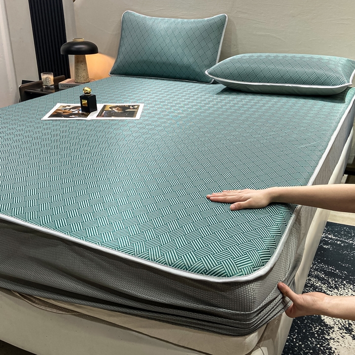 91家纺网 家纺一手货源 找家纺 给笠 2025新款碳光复合三明治冰丝 床笠 饼干-冰丝床笠绿色