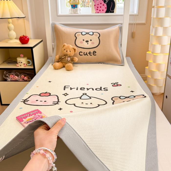 91家纺网 家纺一手货源 找家纺 慕尚家纺 2025新款凉感大版冰丝席学生季款三件套 3个好朋友