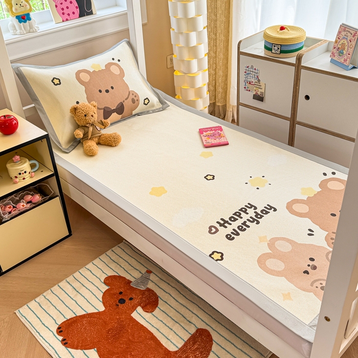 91家纺网 家纺一手货源 找家纺 慕尚家纺 2025新款凉感大版冰丝席学生季款三件套 小熊泡