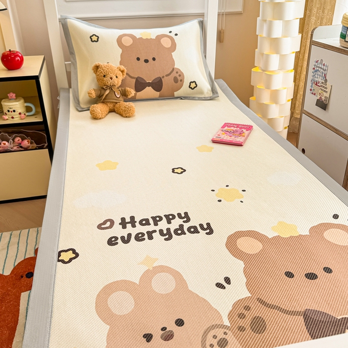 91家纺网 家纺一手货源 找家纺 慕尚家纺 2025新款凉感大版冰丝席学生季款三件套 小熊泡