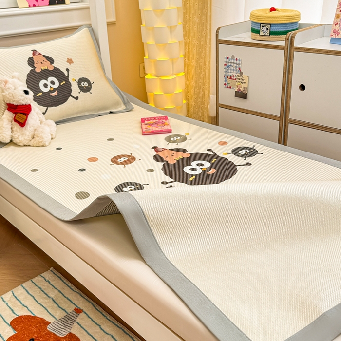 91家纺网 家纺一手货源 找家纺 慕尚家纺 2025新款凉感大版冰丝席学生季款三件套 幸运大眼萌