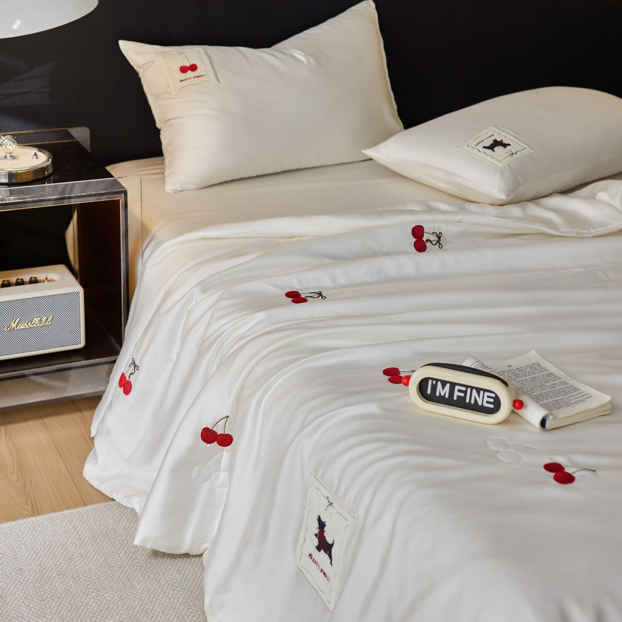 91家纺网 家纺一手货源 找家纺 初拾 2025新款60支奥地利进口兰精天丝夏被夏凉被空调被—樱桃奇奇 象牙白