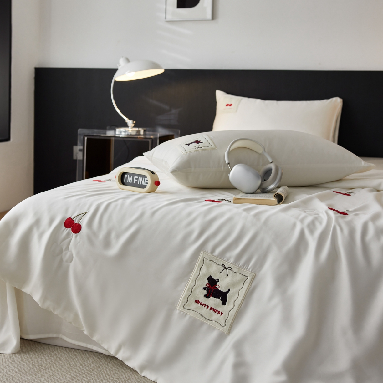 91家纺网 家纺一手货源 找家纺 初拾 2025新款60支奥地利进口兰精天丝夏被夏凉被空调被—樱桃奇奇 象牙白