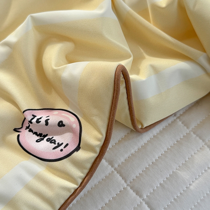 91家纺网 家纺一手货源 找家纺 柚子YOUTH 2025新款锦氨超柔果冻被 黄油小熊夏被