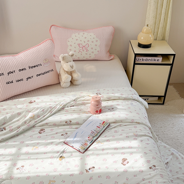 91家纺网 家纺一手货源 找家纺 柚子YOUTH 2025新款锦氨超柔果冻被 玫瑰小狗夏被