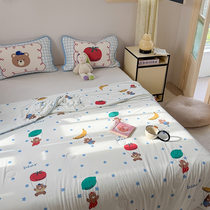 91家纺网 家纺一手货源 找家纺 柚子YOUTH 2025新款锦氨超柔果冻被 滑翔小熊夏被