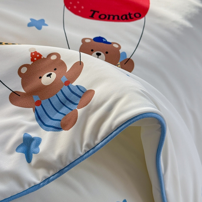 91家纺网 家纺一手货源 找家纺 柚子YOUTH 2025新款锦氨超柔果冻被 滑翔小熊夏被