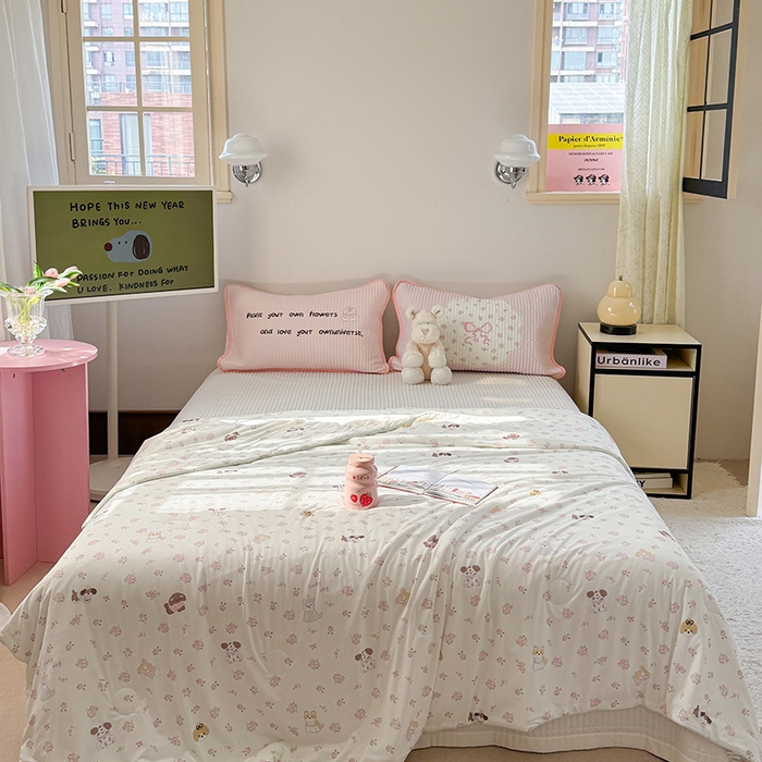 91家纺网 家纺一手货源 找家纺 柚子YOUTH 2025新款锦氨超柔果冻被 玫瑰小狗夏被