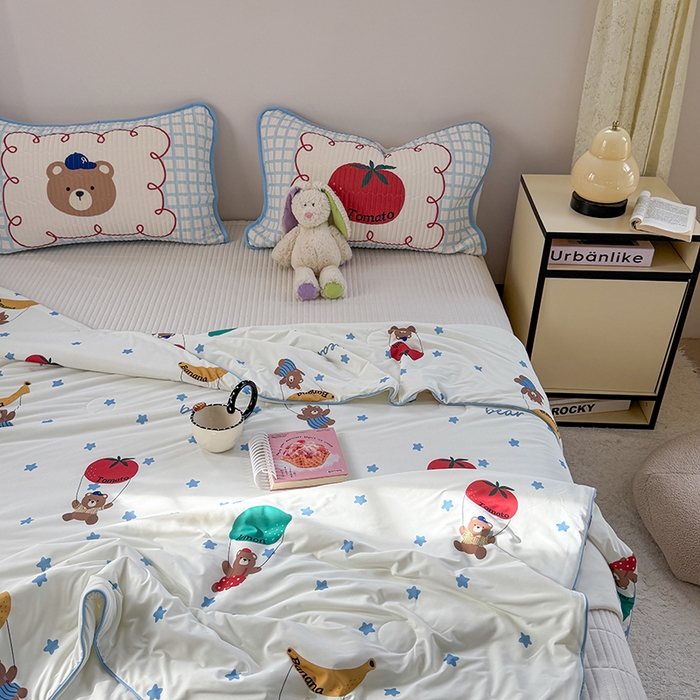 91家纺网 家纺一手货源 找家纺 柚子YOUTH 2025新款锦氨超柔果冻被 滑翔小熊夏被