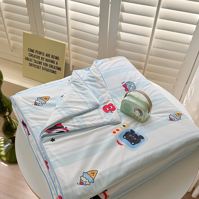 91家纺网 家纺一手货源 找家纺 柚子YOUTH 2025新款锦氨超柔果冻被 奇趣猫夏被