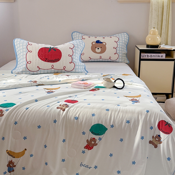 91家纺网 家纺一手货源 找家纺 柚子YOUTH 2025新款锦氨超柔果冻被 滑翔小熊夏被