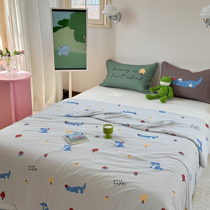 91家纺网 家纺一手货源 找家纺 柚子YOUTH 2025新款锦氨超柔果冻被 深蓝的鱼夏被