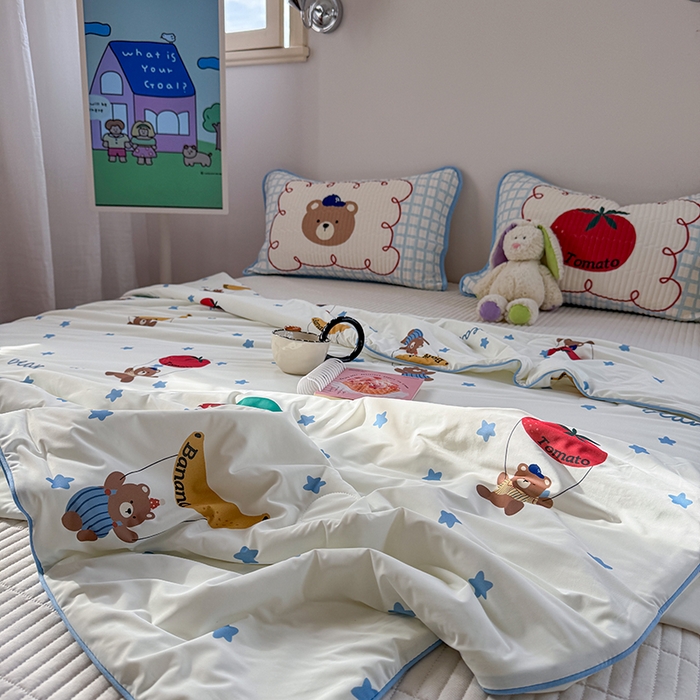 91家纺网 家纺一手货源 找家纺 柚子YOUTH 2025新款锦氨超柔果冻被 滑翔小熊夏被