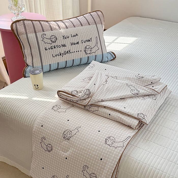 91家纺网 家纺一手货源 找家纺 柚子YOUTH 2025新款锦氨超柔果冻被 太空猫夏被