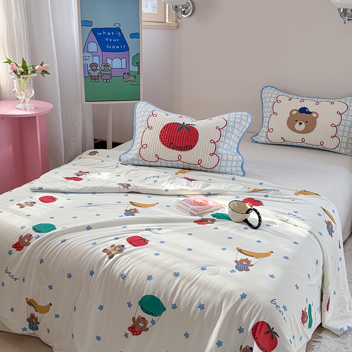 91家纺网 家纺一手货源 找家纺 柚子YOUTH 2025新款锦氨超柔果冻被 滑翔小熊夏被