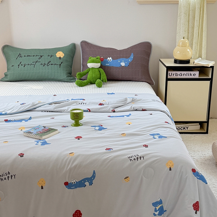 91家纺网 家纺一手货源 找家纺 柚子YOUTH 2025新款锦氨超柔果冻被 深蓝的鱼夏被