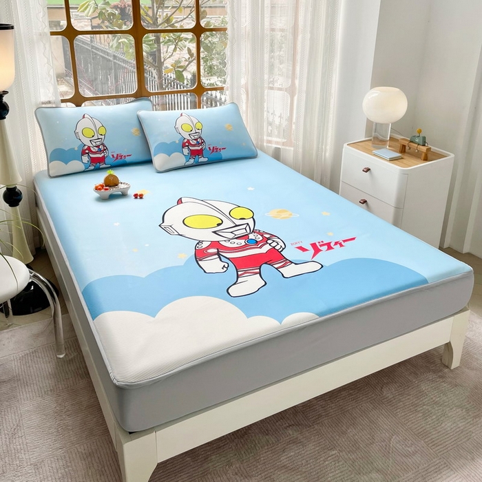 91家纺网 家纺一手货源 找家纺 蘭菲家纺 2025新款冰丝奥特曼凉席套件 发呆