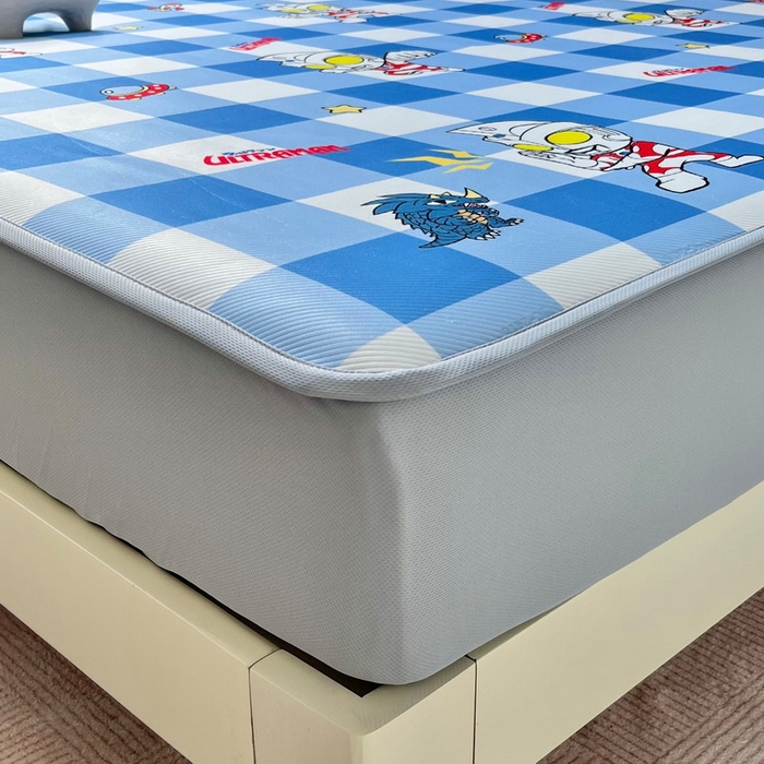 91家纺网 家纺一手货源 找家纺 蘭菲家纺 2025新款冰丝奥特曼凉席套件 随影