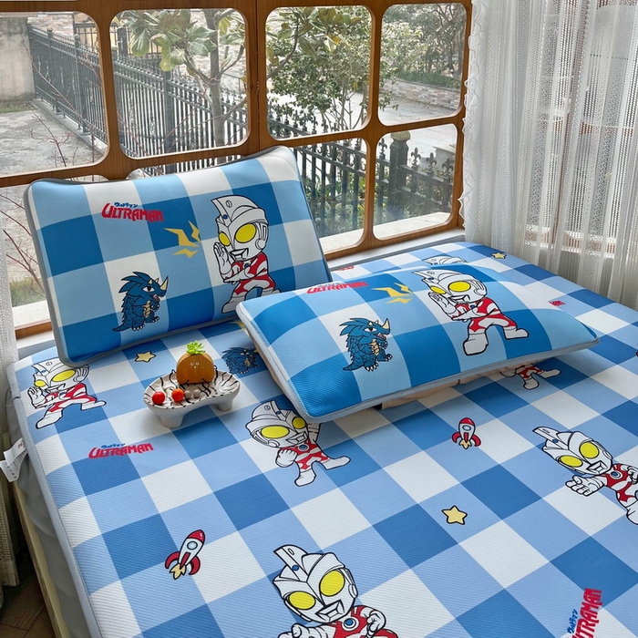 91家纺网 家纺一手货源 找家纺 蘭菲家纺 2025新款冰丝奥特曼凉席套件 随影