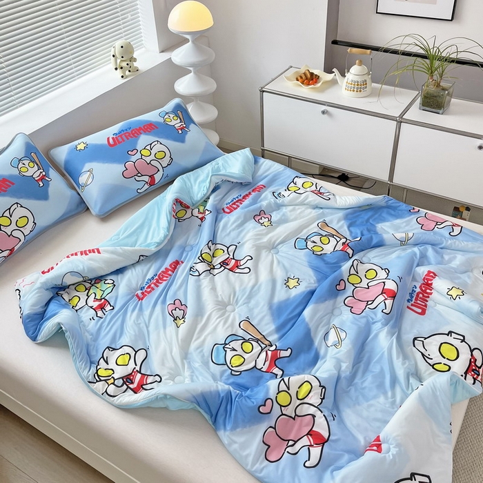 91家纺网 家纺一手货源 找家纺 （总）蘭菲家纺 2025新款凉感丝奥特曼印花夏被