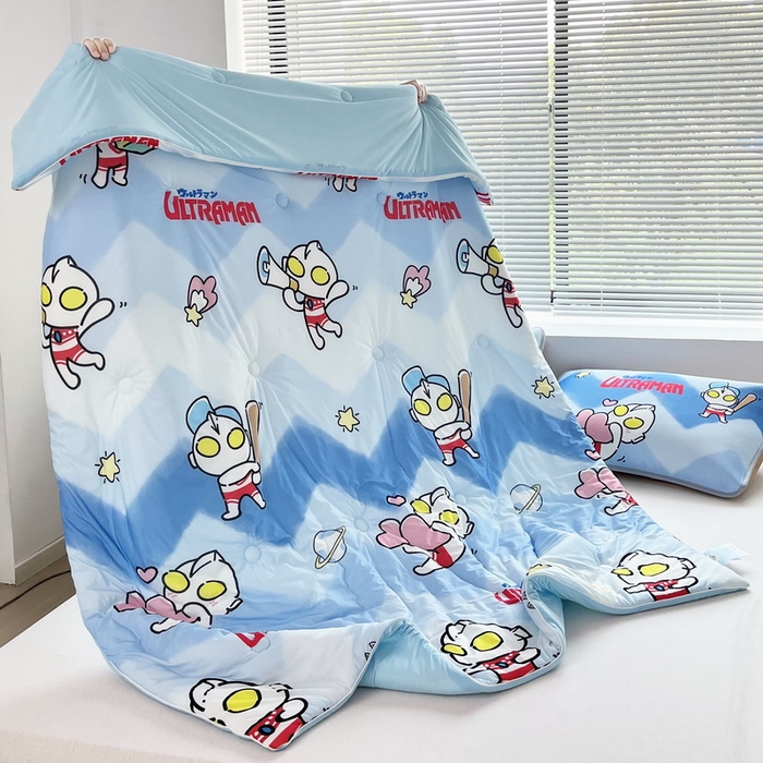 91家纺网 家纺一手货源 找家纺 （总）蘭菲家纺 2025新款凉感丝奥特曼印花夏被