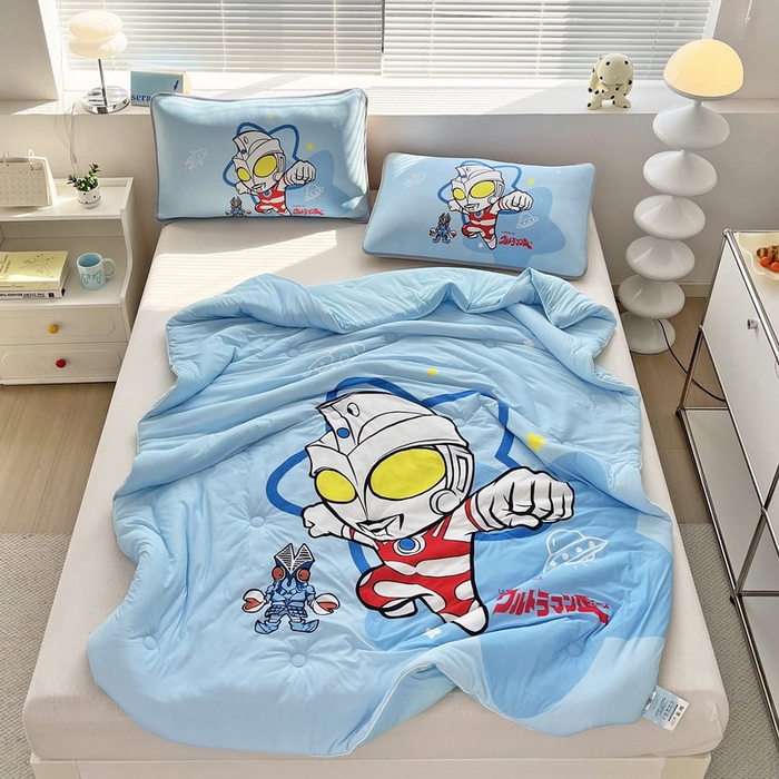 91家纺网 家纺一手货源 找家纺 （总）蘭菲家纺 2025新款凉感丝奥特曼印花夏被